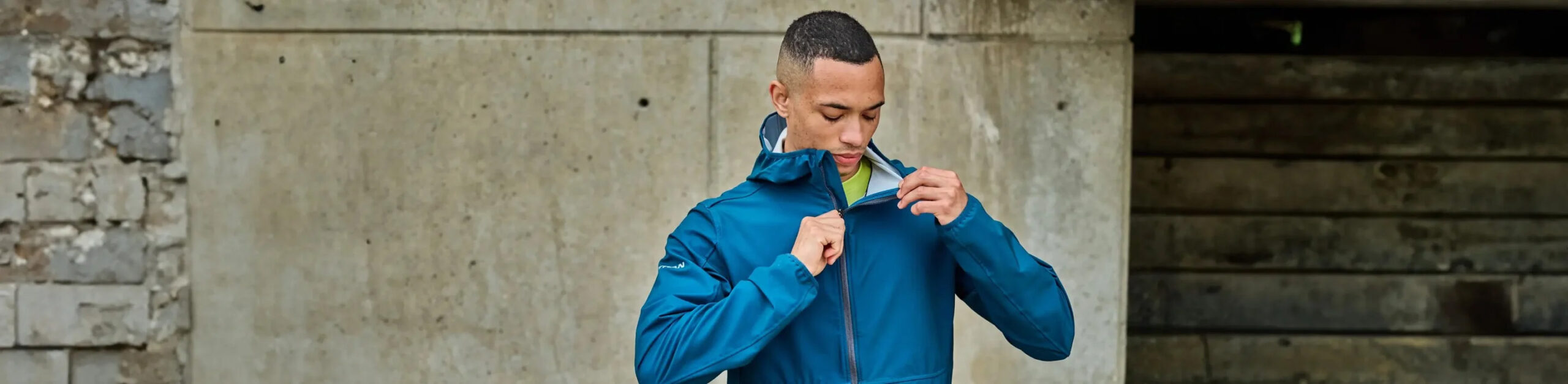 Sports Clothing Sale Store -Sports Clothing Sale Store 2 scaled