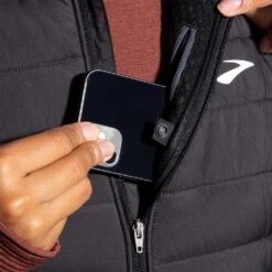 BROOKS Women's Shield Hybrid Vest 2.0 - Black -Sports Clothing Sale Store 221556 001 D2 Shield Hybrid Vest 2