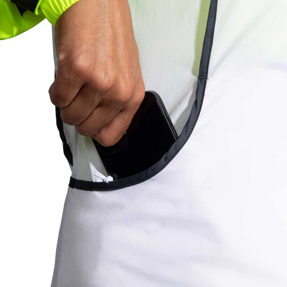 BROOKS Women's Run Visible Convertible Jacket - White/Asphalt/Nightlife 11 BROOKS Women's Run Visible Convertible Jacket - White/Asphalt/Nightlife - Image 9