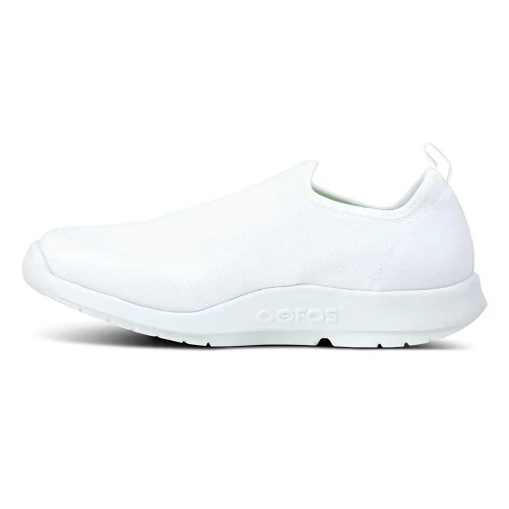 OOfos Women's OOmg Sport Shoe - White- Regular (B) 6 OOfos Women's OOmg Sport Shoe - White- Regular (B) - Image 4