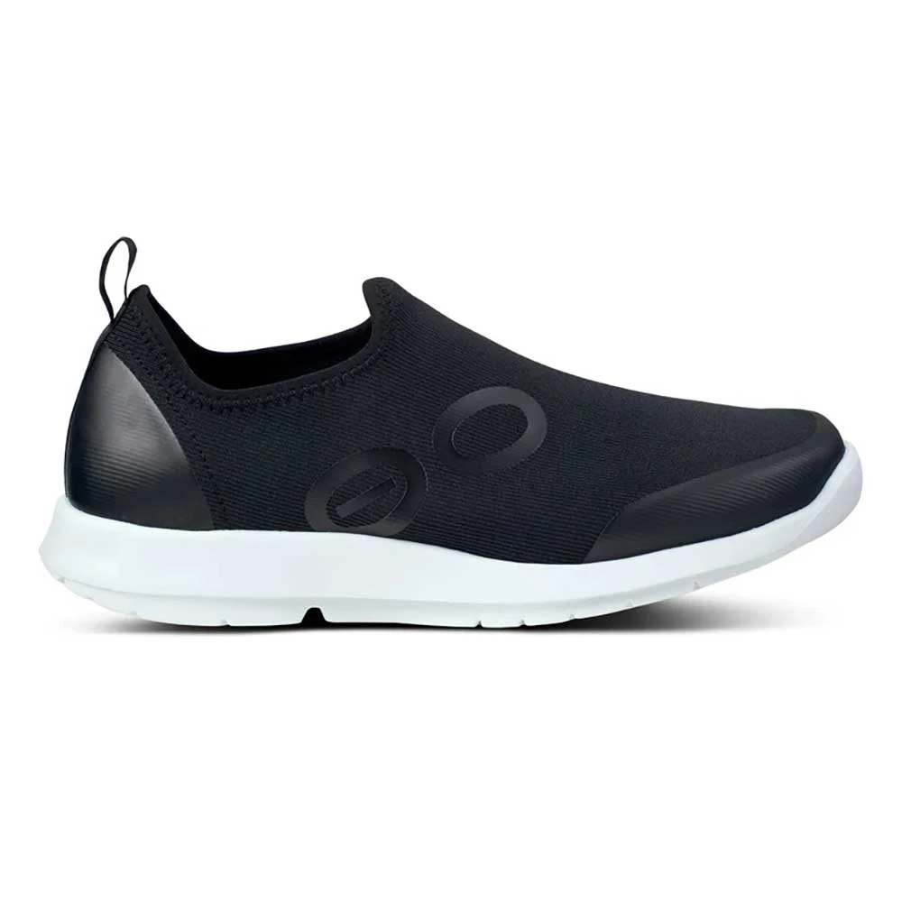 OOfos Men's OOmg Sport Shoe - White/Black- Regular (D) 3 OOfos Men's OOmg Sport Shoe - White/Black- Regular (D)