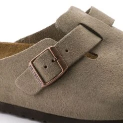 Birkenstock Boston Soft Footbed Taupe Suede- Regular/Wide -Sports Clothing Sale Store 560771 detail 1 bost tau