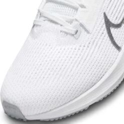 Nike Women's Air Zoom Pegasus 40 Running Shoe- White/Metallic Silver/Pure Platinum- Regular (B) -Sports Clothing Sale Store AURORA DV3854 101 PHSYD001 2000