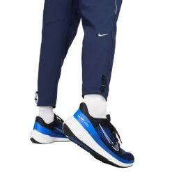 Men's Nike Challenger Track Club Dri-FIT Running Pants- Midnight Navy/Summit White/Summit White -Sports Clothing Sale Store AURORA FB5503 410 PHSYM004 2000