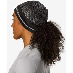 Nathan HyperNight Reflective Pony Tail Beanie - Black/Geo Print -Sports Clothing Sale Store NS10420 00180 HyperNightReflectivePTBeanie onBody 5 720x 9adc2815 42bb 4989 8081 d2627be093a6