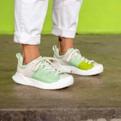 Women's X-SCAPE NBK Low Sneaker - Blanc/Mint - Regular (B) -Sports Clothing Sale Store womens x scape nbk low blanc mint ls 4 800x 37d8e0d7 c676 4d7e a7de 47cbb04b1355